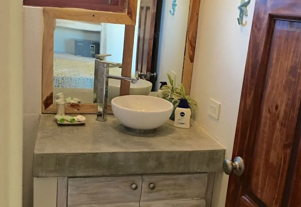 Ten North Tamarindo Beach Hotel