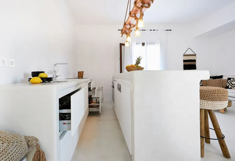 Le Blanc Suite