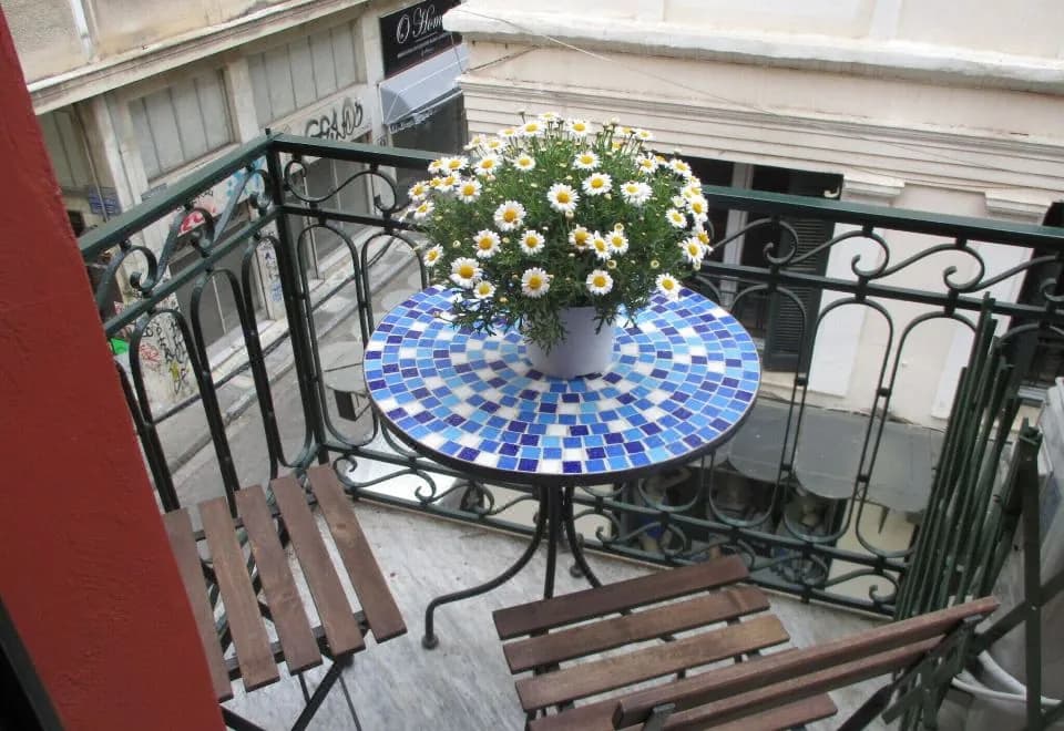 Ulysses Apartments