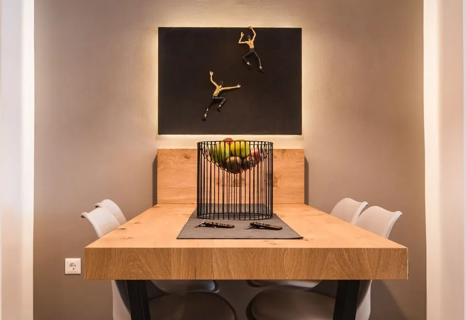 Acropolis Luxury Living
