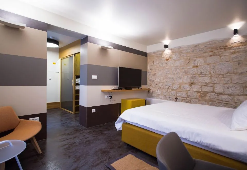 Mijama Suites