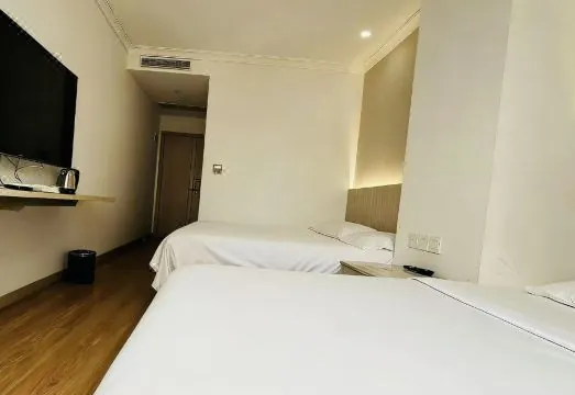 Xiangfu Hotel (People's Square Changzheng Hospital)