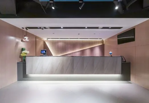 Home Inn (Shanghai 9th Hospital Expo Museum Subway Station)