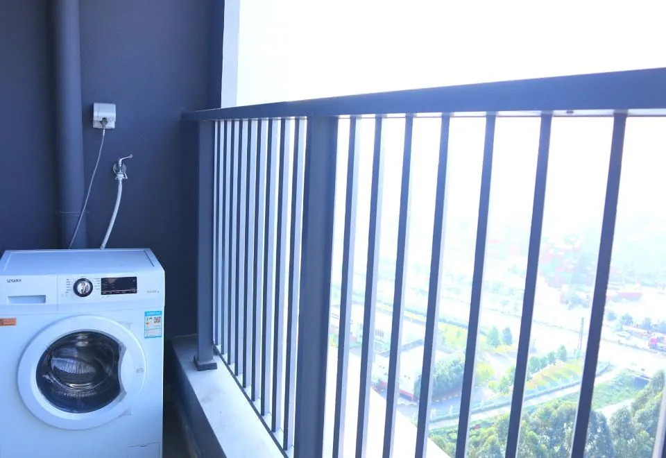 Calman Hotel（Guangzhou Wenchong Shuanggang subway station）
