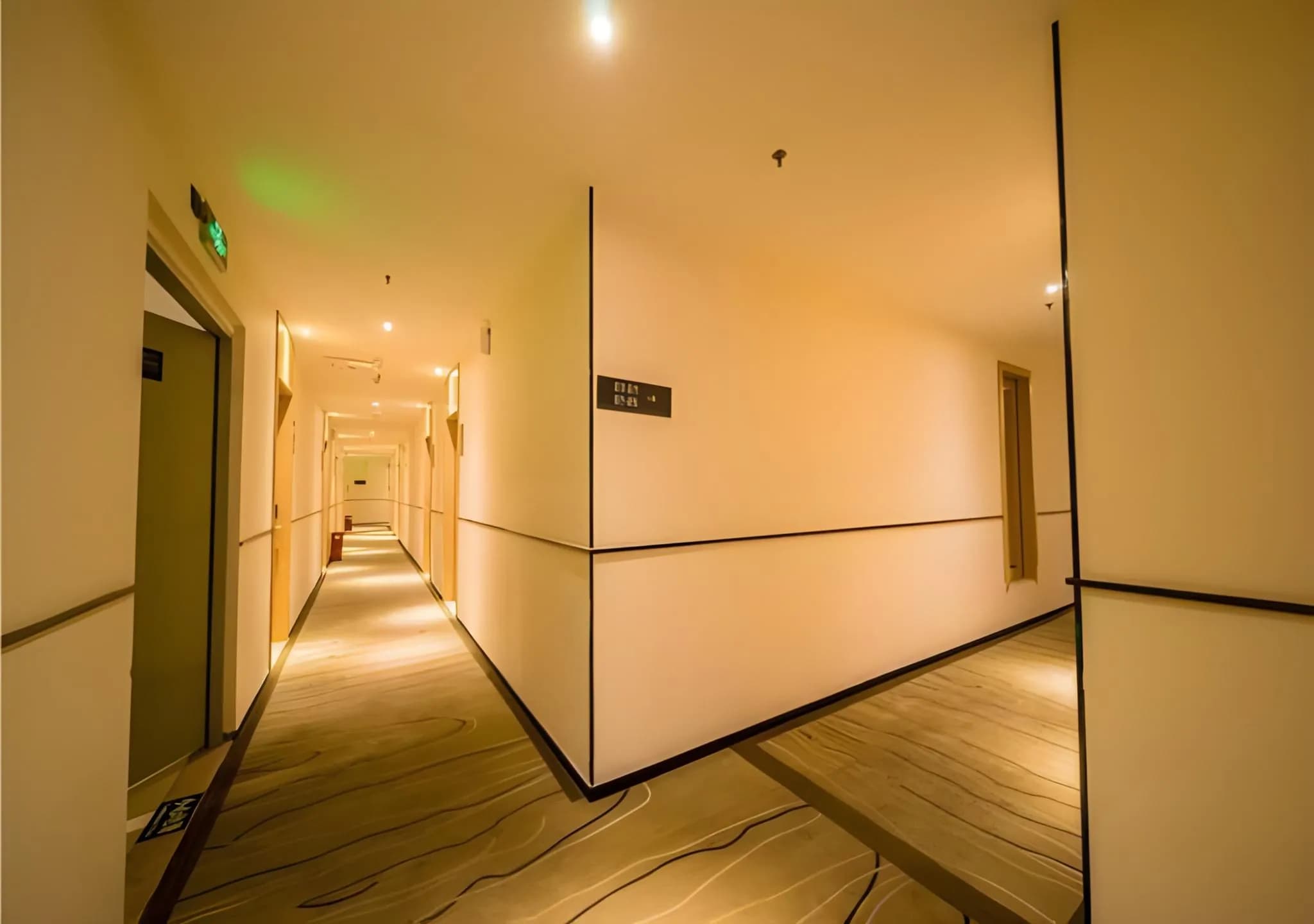 City Comfort Inn