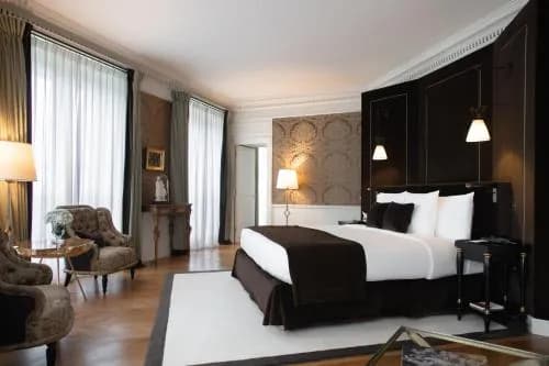 La Réserve Paris Hotel & Spa