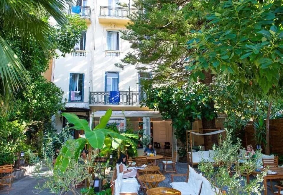 Auberge de Jeunesse HI Nice Les Camelias
