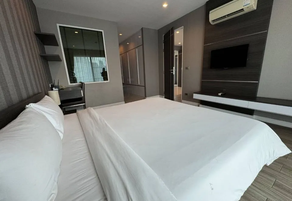 J Residence Thonglor 8
