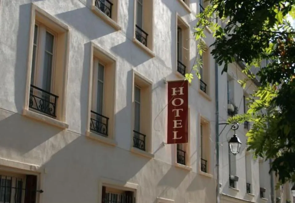Hôtel du Roussillon