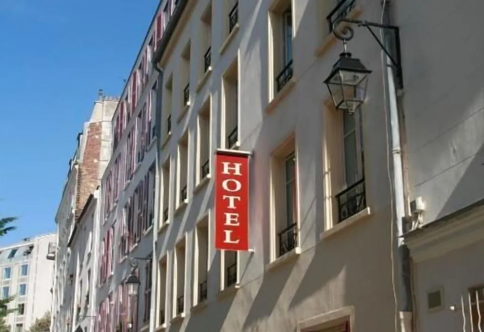 Hôtel du Roussillon
