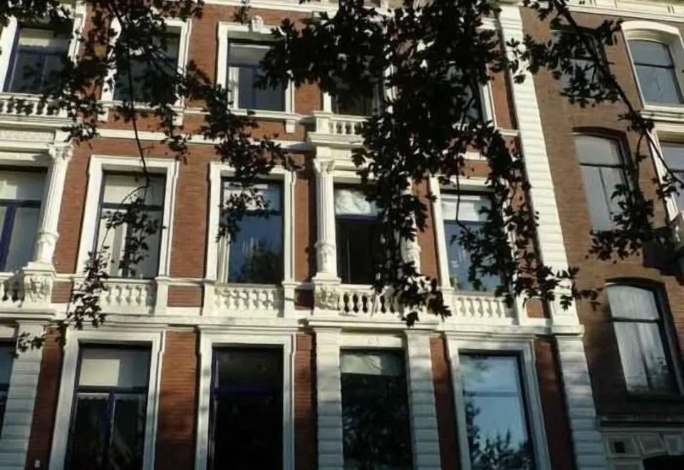 Park Mansion Centre