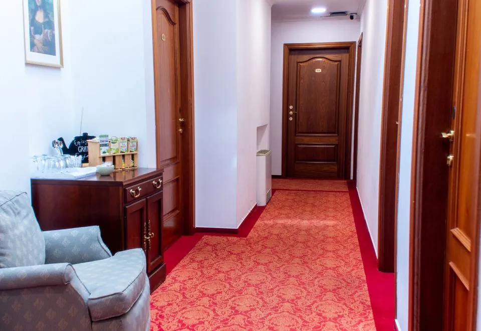 OPERA16 Guestrooms