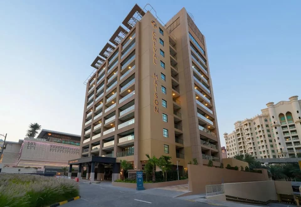 Cheval Maison - The Palm
