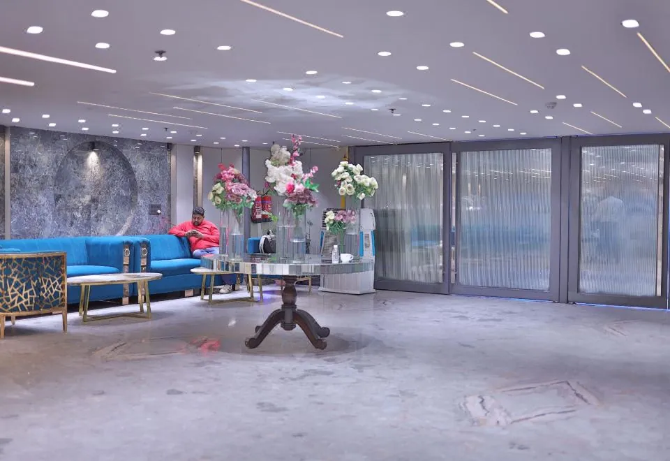Clay Inn Hotels - Paschim Vihar