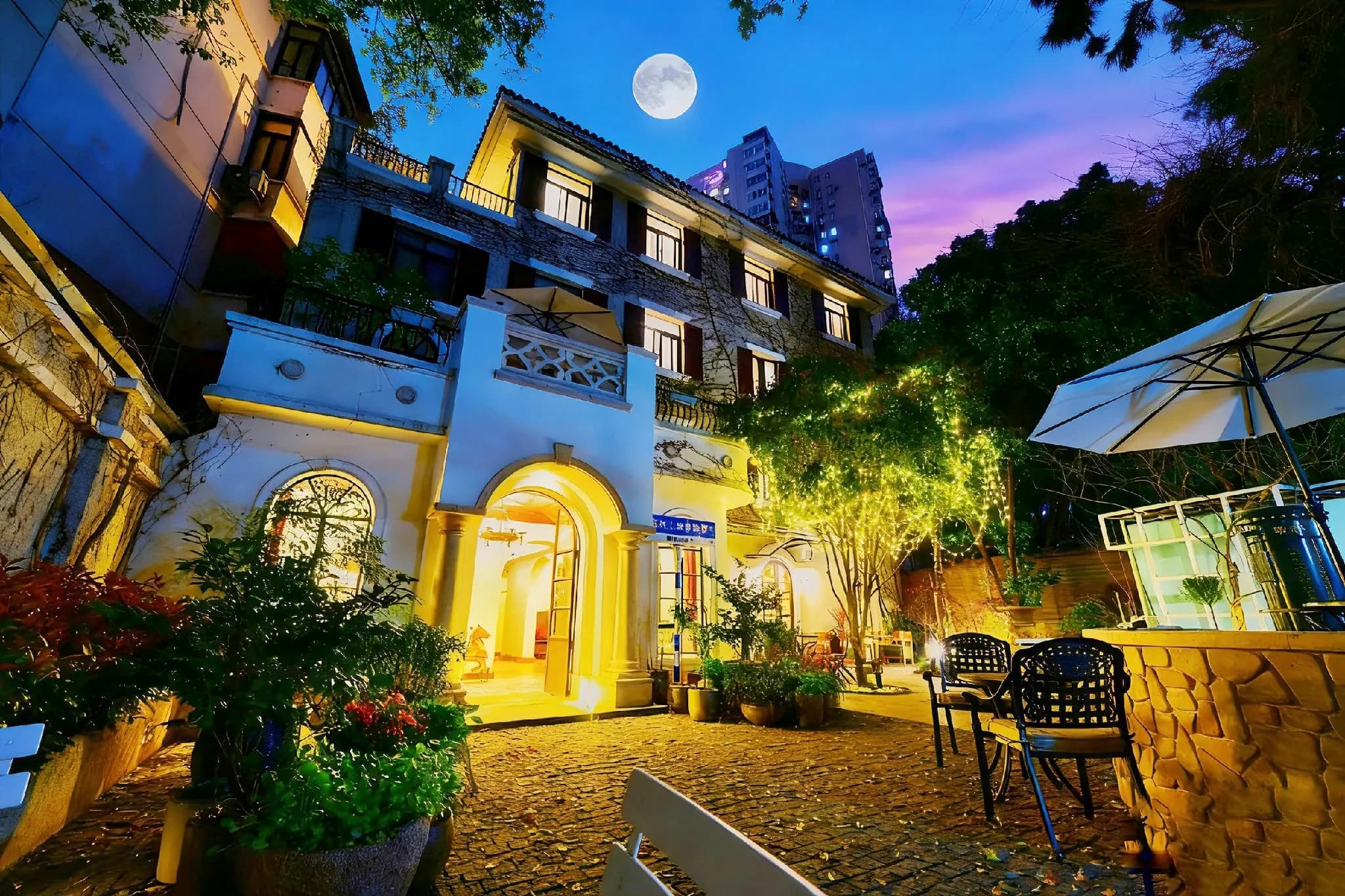 Shanghai Former French Concession Garden Hotel