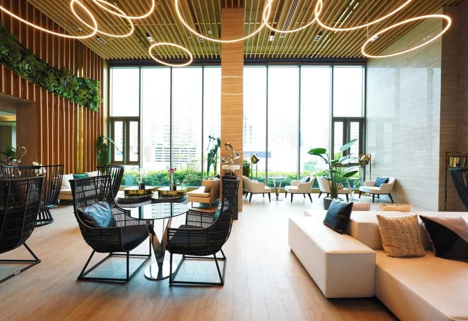 The Rich Residence Sukhumvit Nana