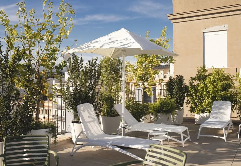 nQn Aparts & Suites Sevilla