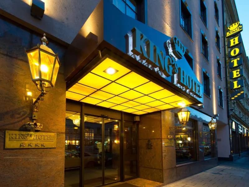 King's Hotel First Class