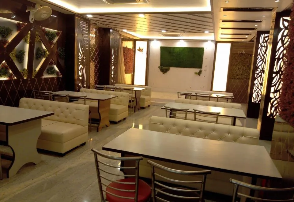 Hotel Mayur Palace