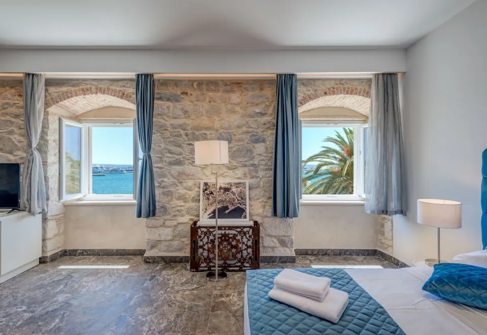 Palms Promenade Luxury Rooms