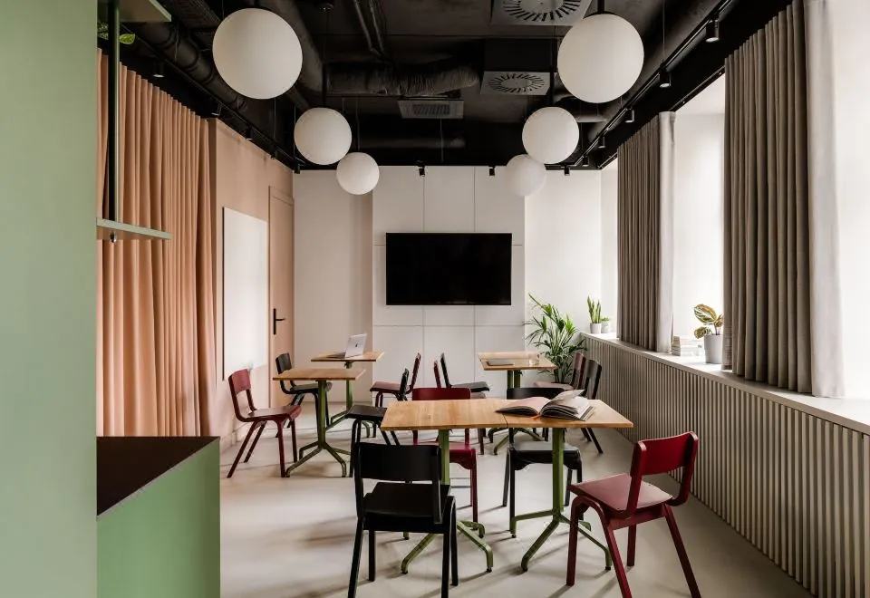 PLANTONIA Aparthotel