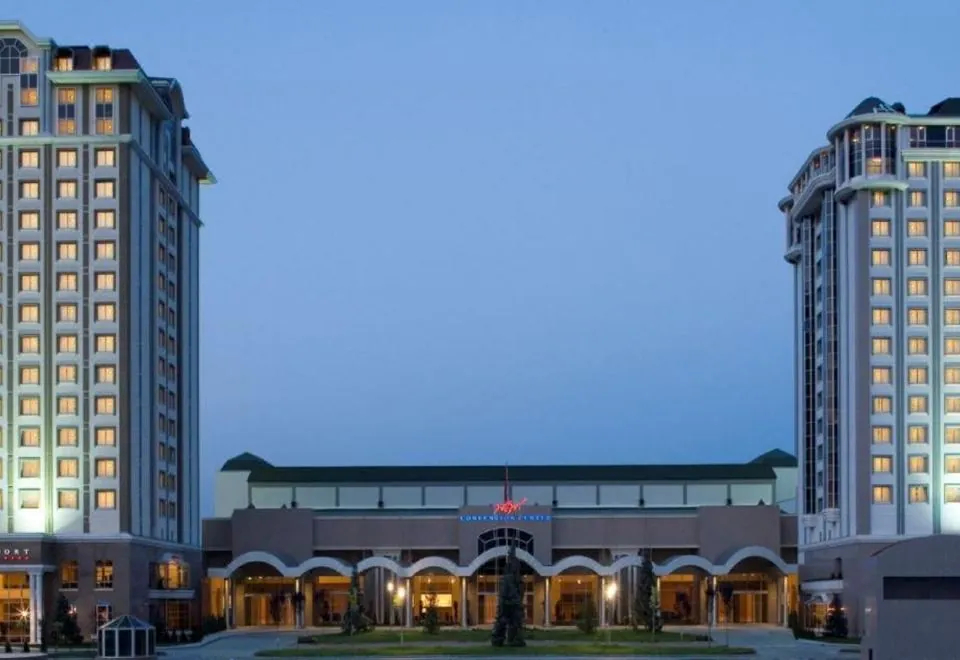 Wow Airport Hotel