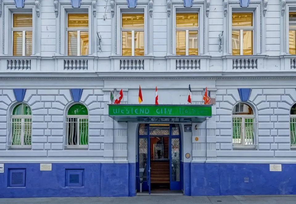 Westend City Hostel