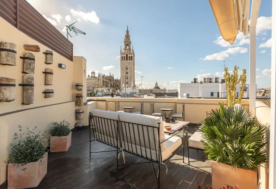 Angeles 6- Giralda Luxury by Valcambre