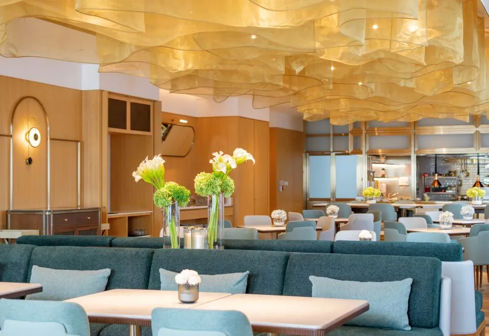 SILQ Hotel & Residence