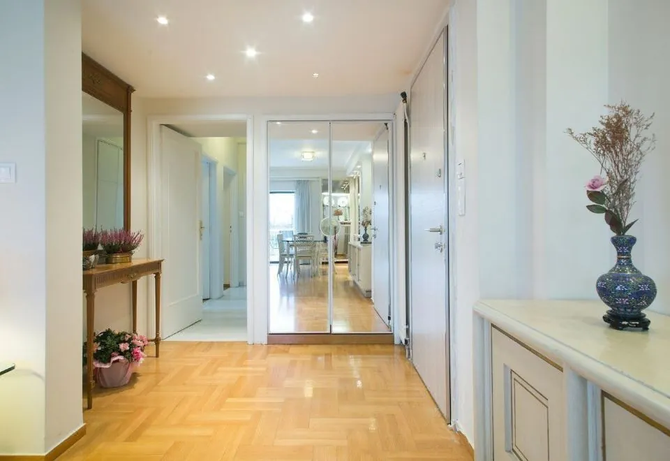 Alexander's Penthouse