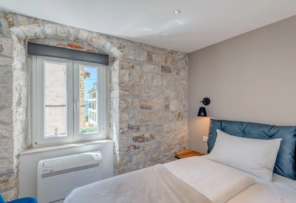 Split Palace Luxury Retreat