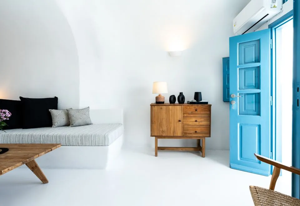 Nano Oia Villa