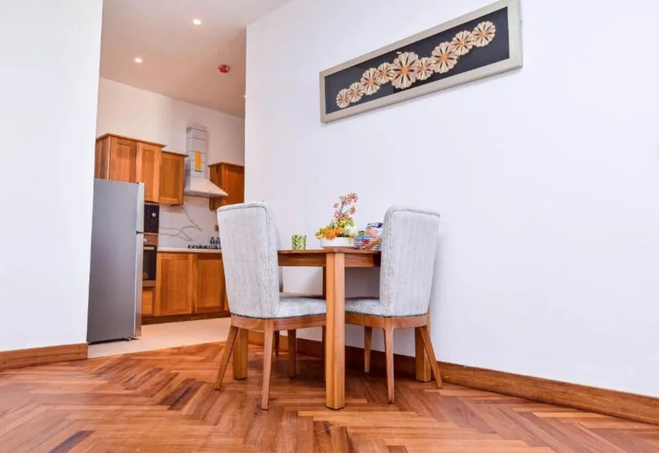 Broadwalk Residency
