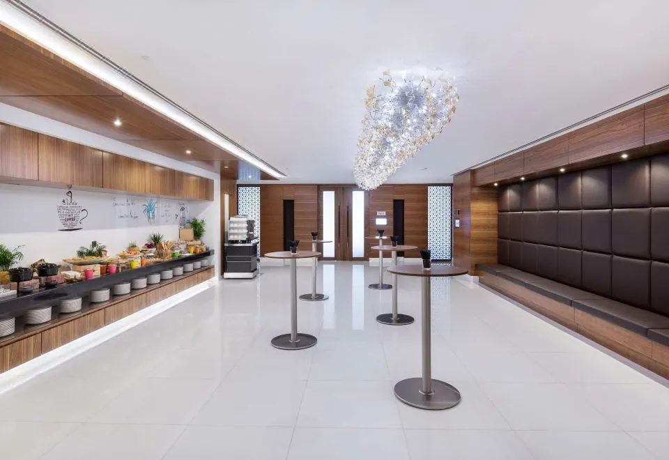 Radisson Blu Hotel, Dubai Waterfront