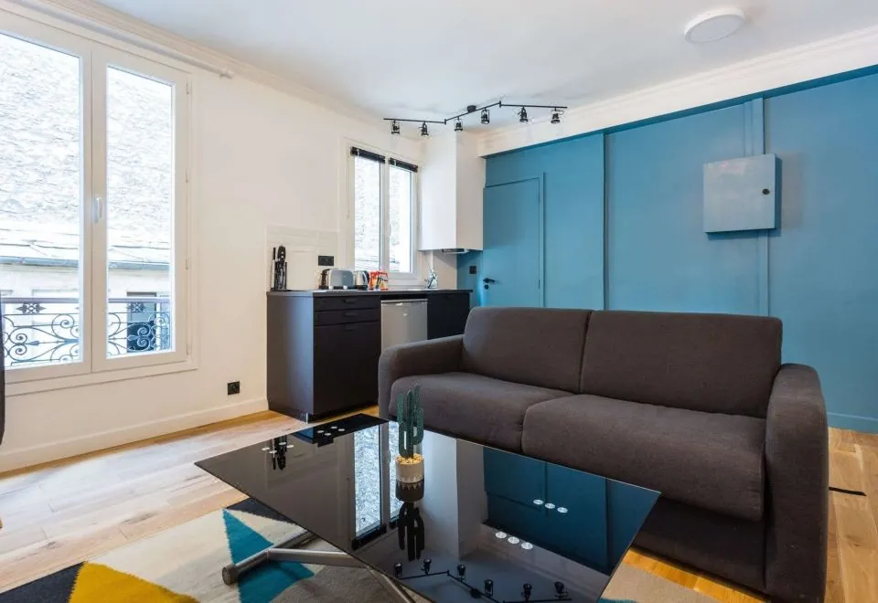 Cozy Studio in the Heart of Paris