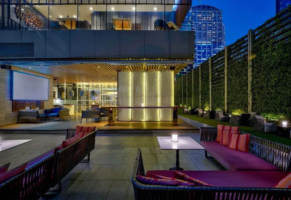 DoubleTree by Hilton Sukhumvit Bangkok