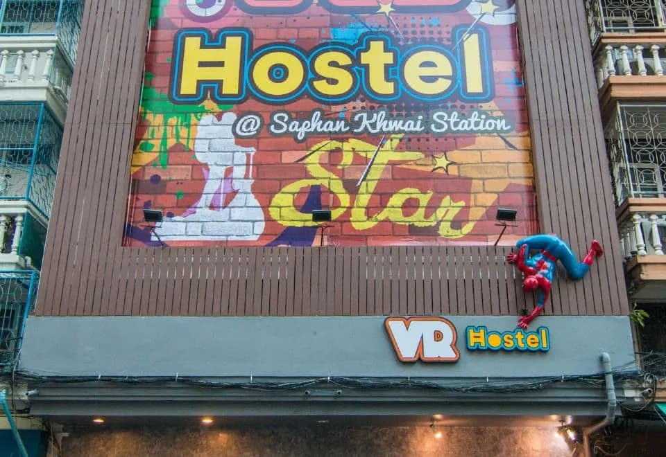VR Hostel