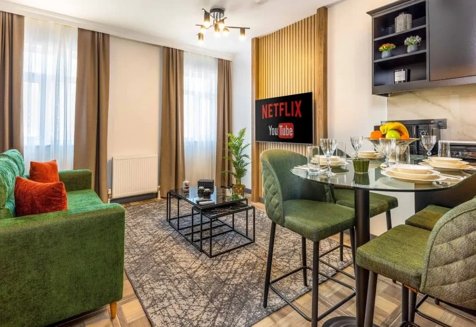 BayMari Suites City Life