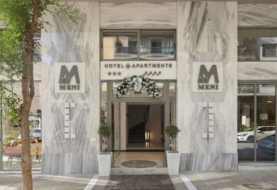 Meni Hotel & Apartments