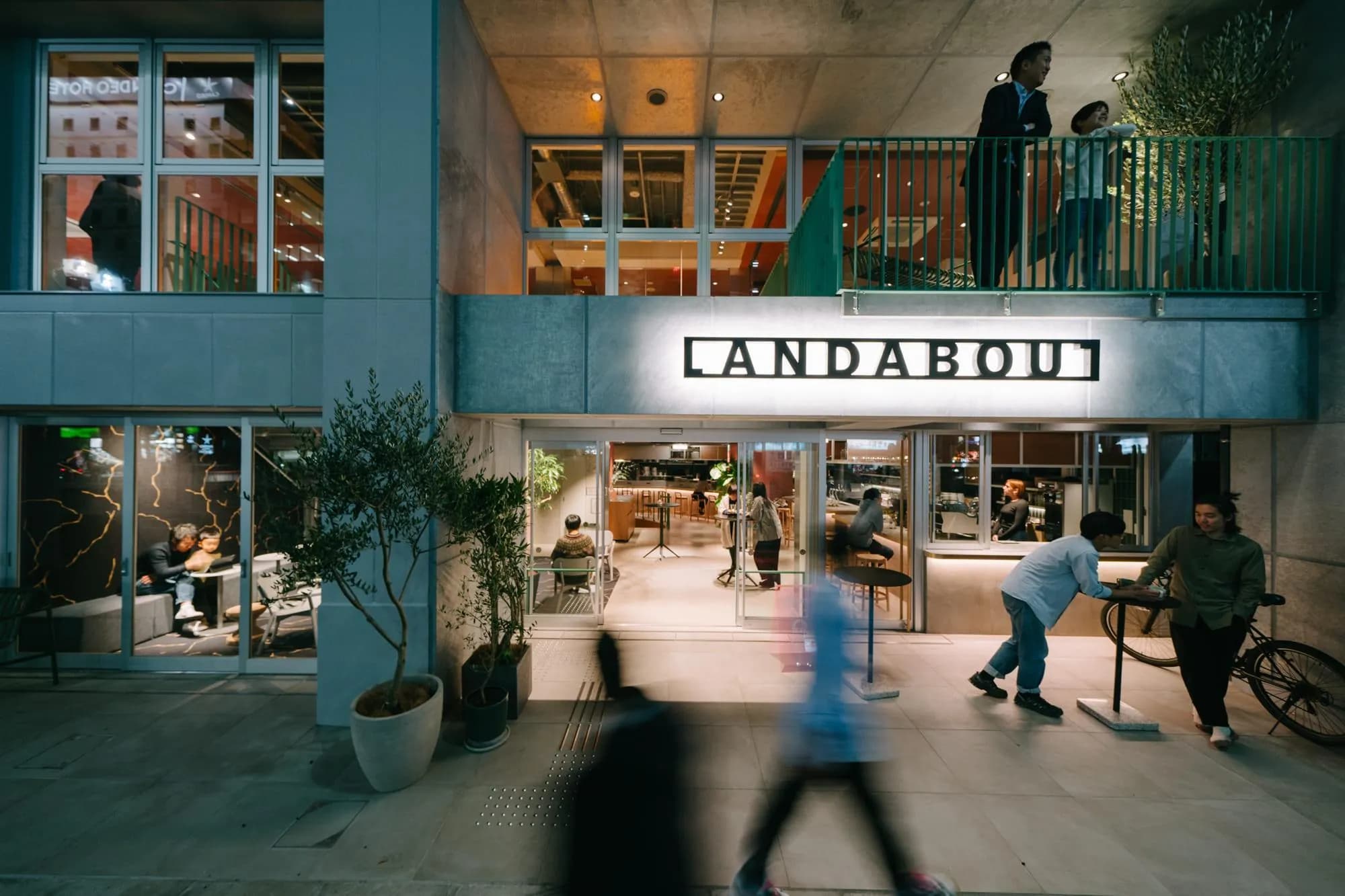 Landabout Tokyo