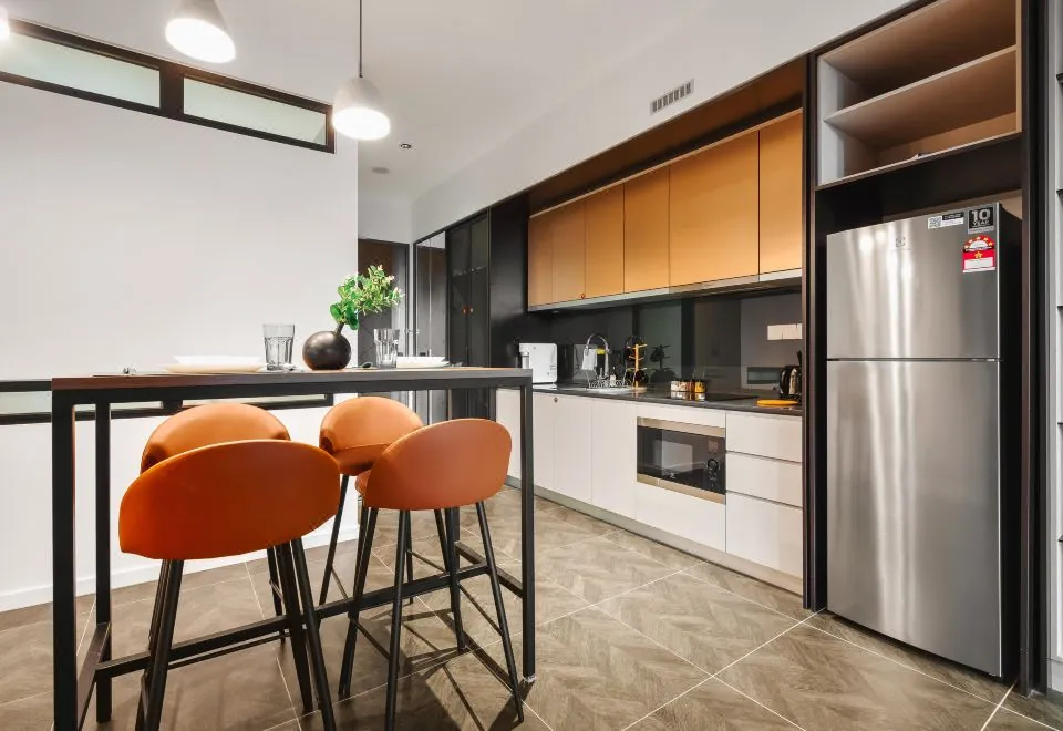 Scarletz KLCC Apartments by soulasia