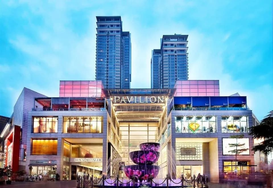 Soho Suites KLCC by Leala