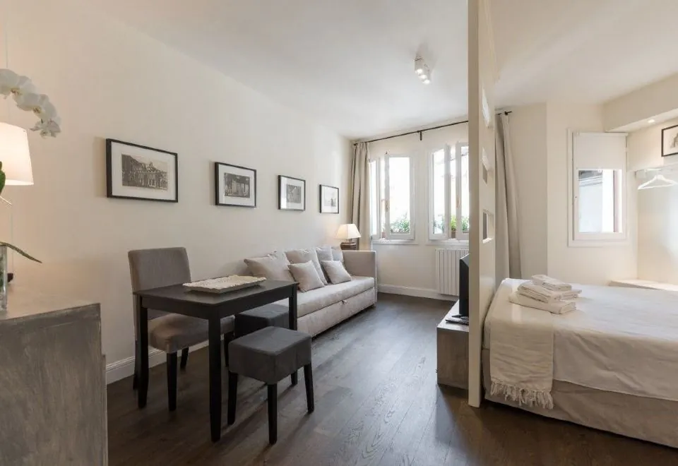 Suite & View