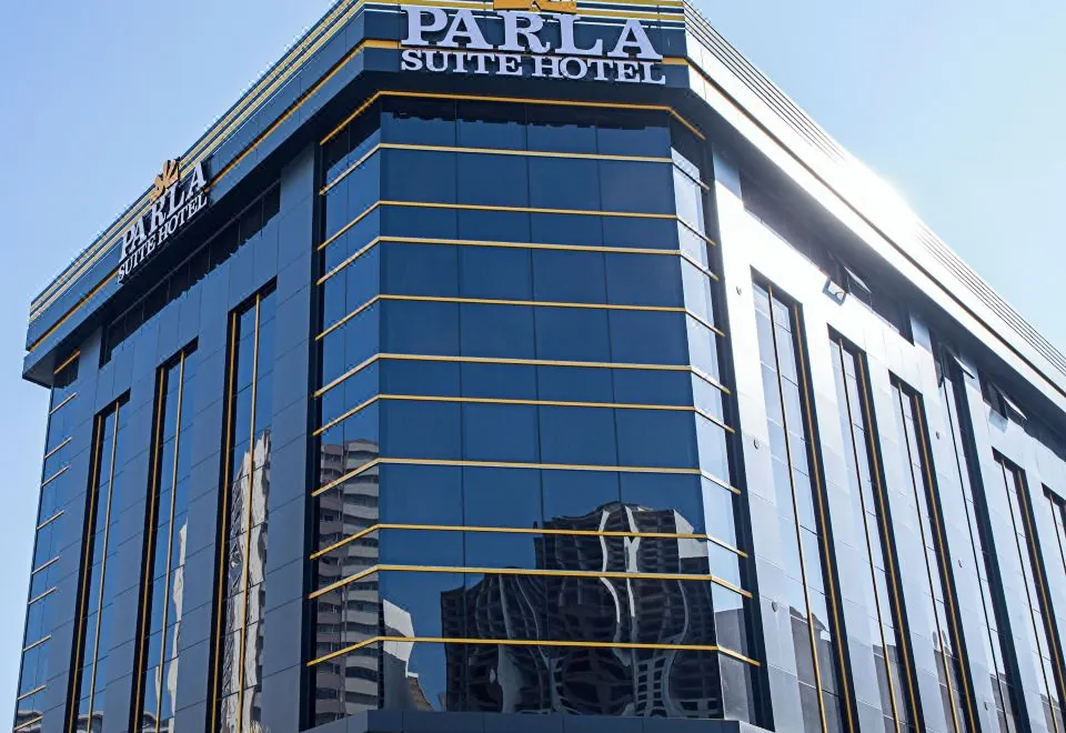 PARLA SUİTE HOTEL