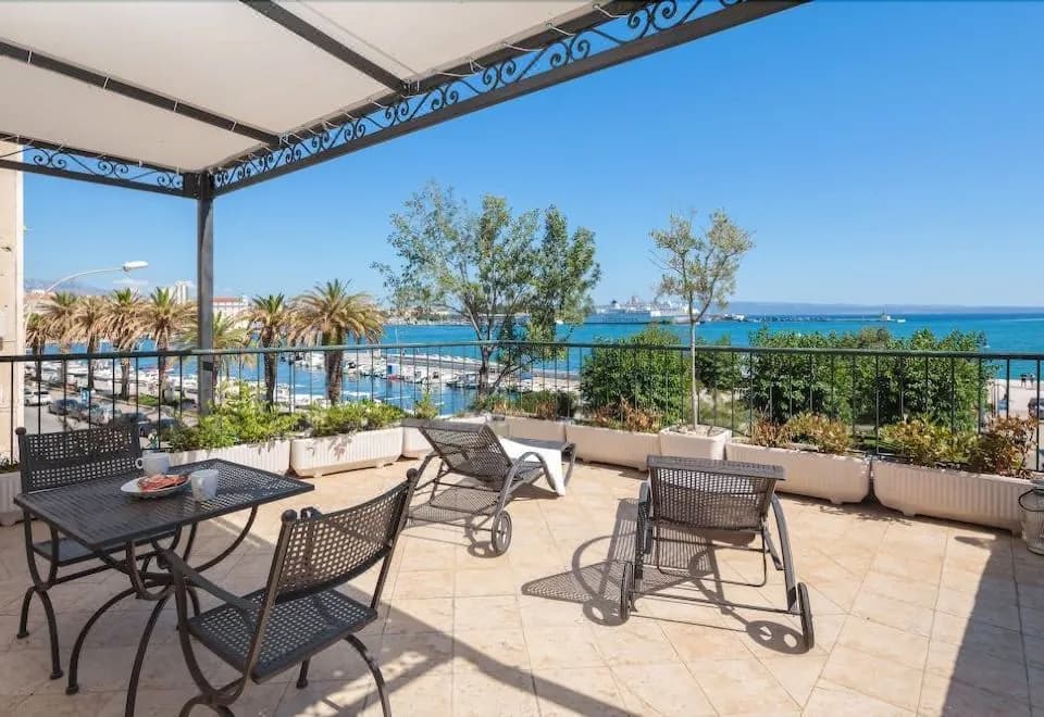 Apartments Riva Lucija