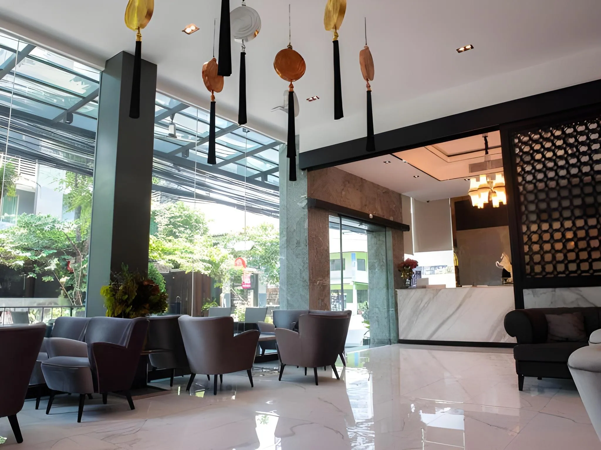 Iconic Hotel