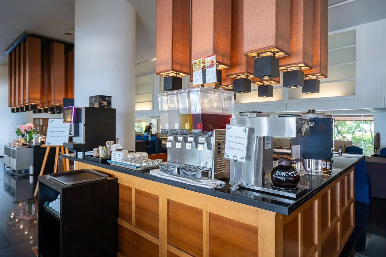 Ramada Plaza by Wyndham Bangkok Menam Riverside
