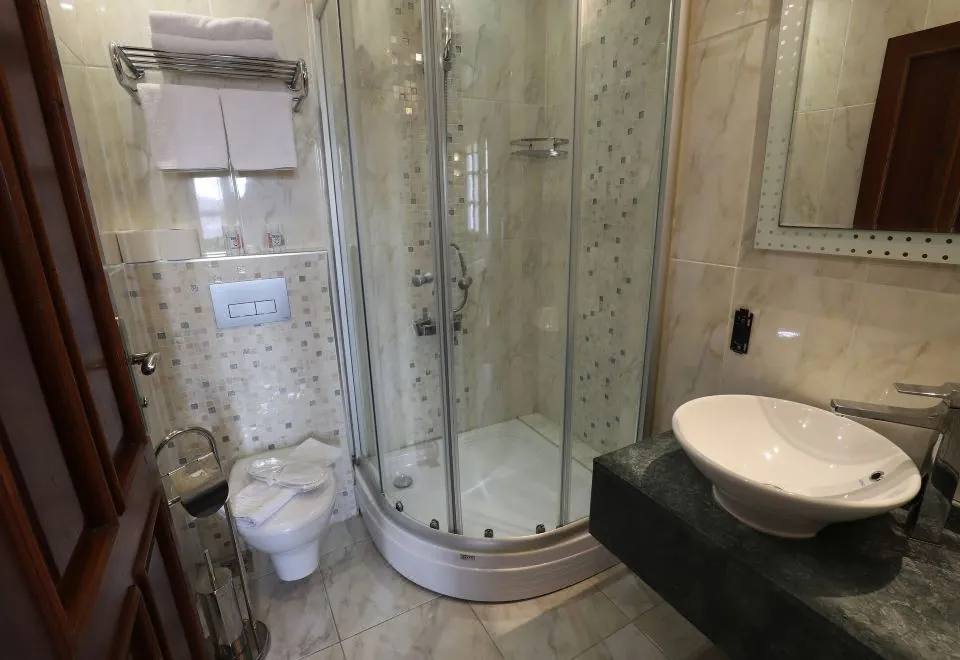 White Garden Hotel