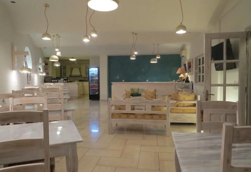 Villa Manos Hotel