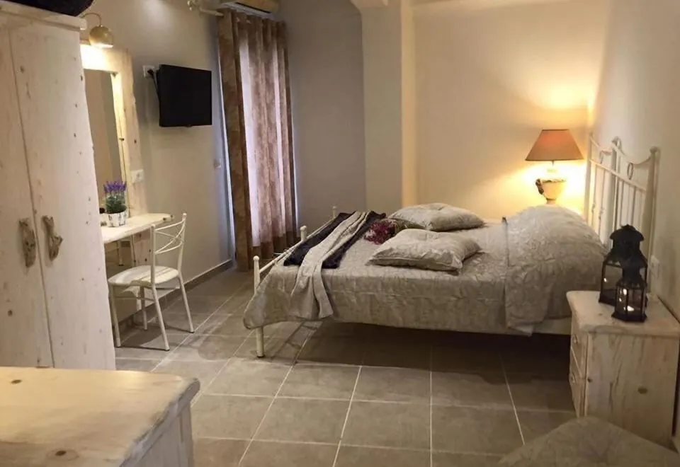 Villa Manos Hotel